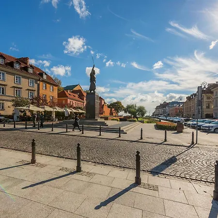 Old Town Penthouse P&o Serviced Апартаменты Варшава