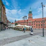 Old Town Penthouse P&o Serviced